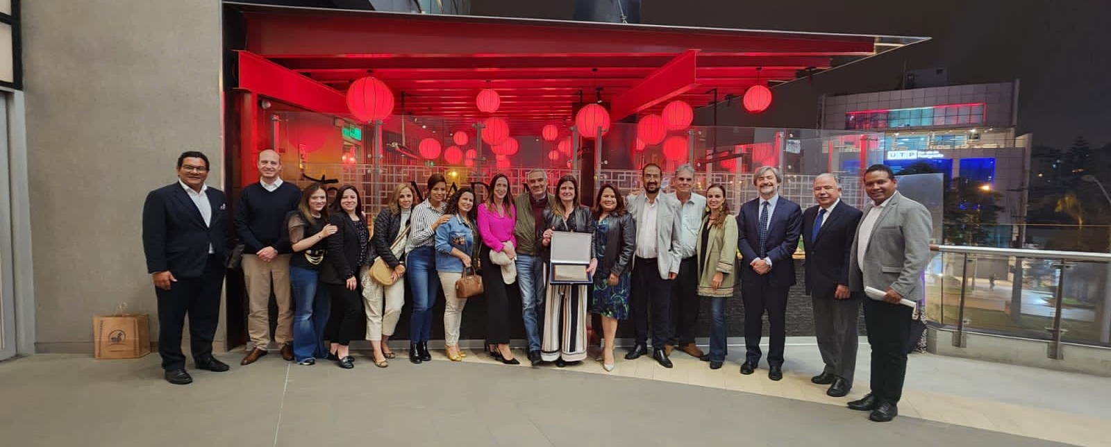 CAM Santiago Directora Ejecutiva