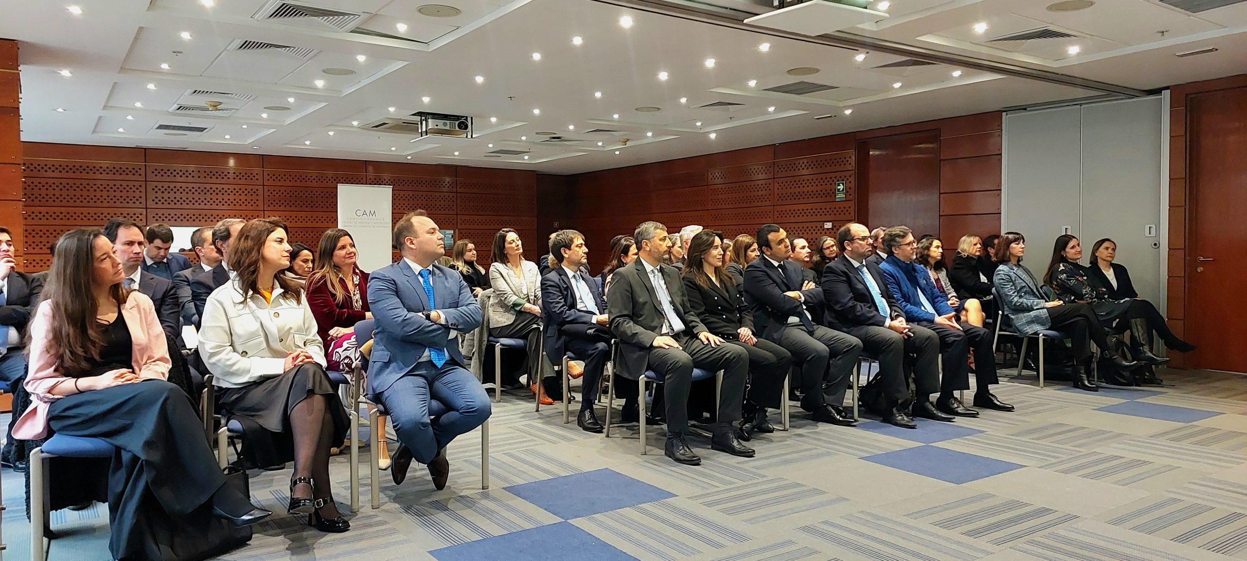 36 árbitras y árbitros se integran a la nómina general del CAM Santiago