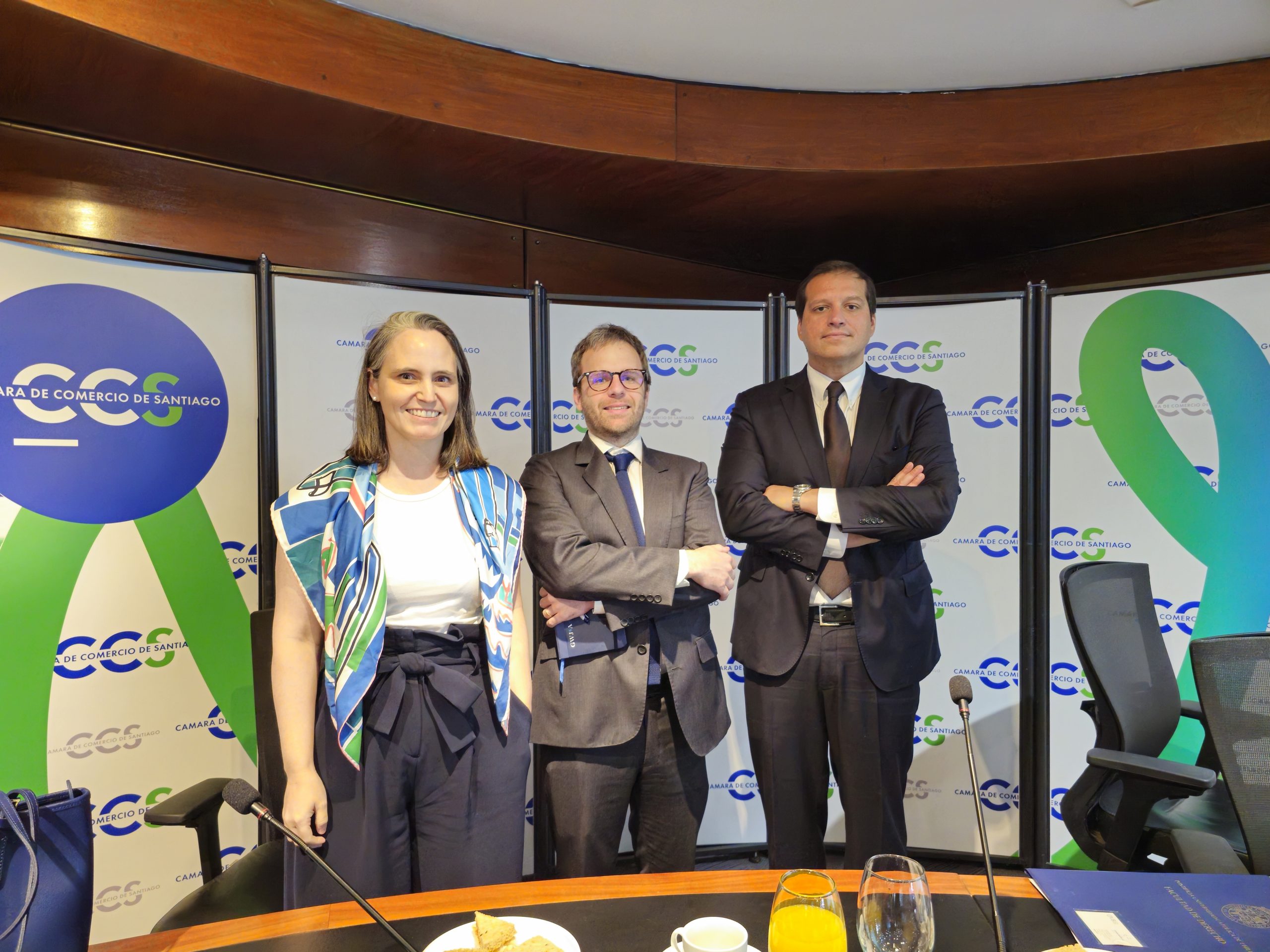 12° sesión del Ciclo de Coloquios para Árbitros(as) Jóvenes del CAM Santiago aborda las herramientas para la redacción de laudos arbitrales