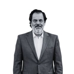 Aylwin Bustillos, Tomás