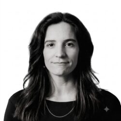 Thomsen Parisi, Alicia