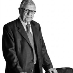 Humeres Noguer, Héctor