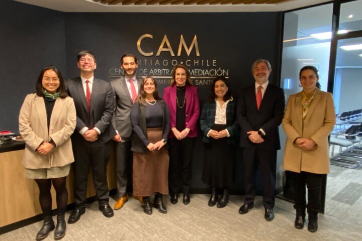 Se presenta el libro SVYAP – CAM Santiago: «El Derecho y Arbitraje de Inversión Extranjera: Una visión y estudio Latinoamericano»