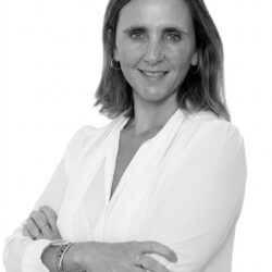 Gutiérrez Barros, Isidora