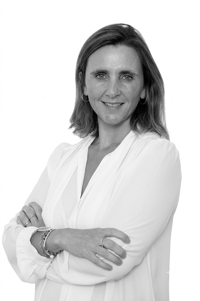 Gutiérrez Barros, Isidora