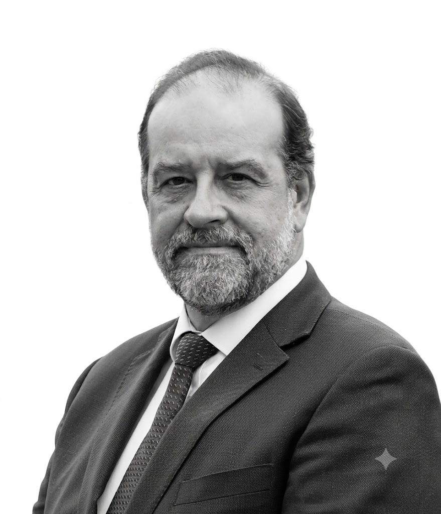 Varas Braun, Juan Andrés