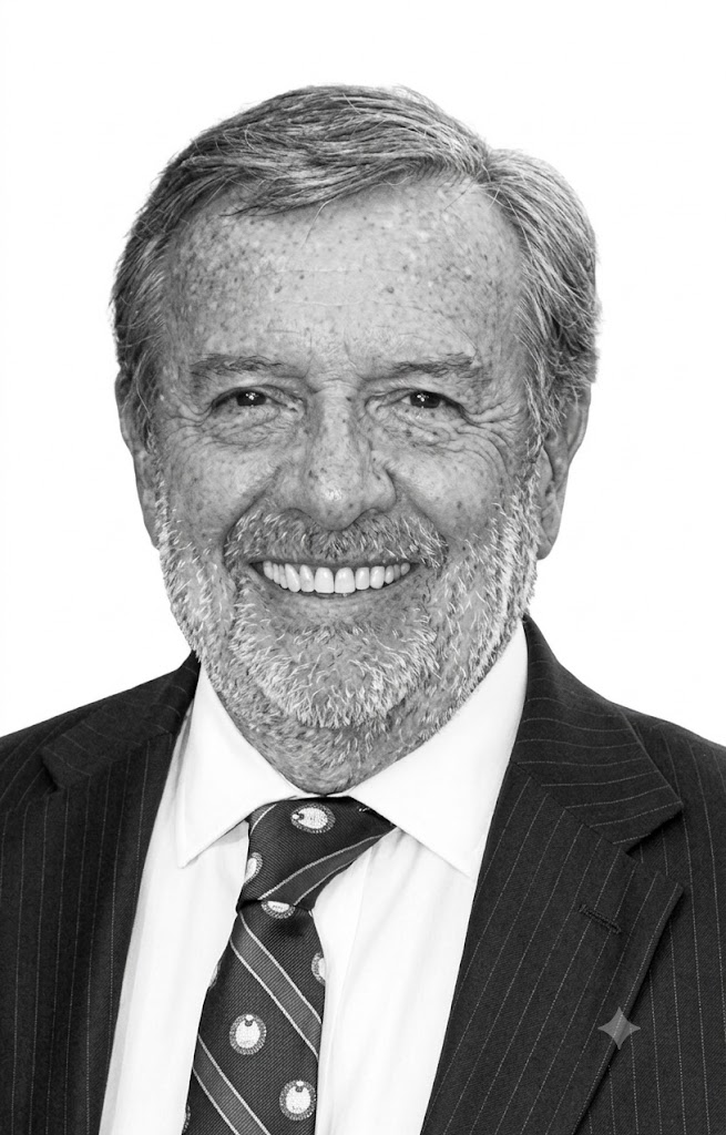 Águila Yáñez, Pedro