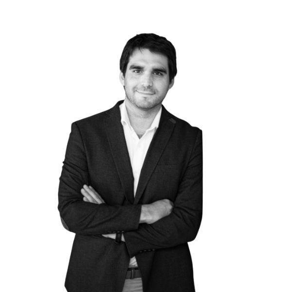 Zisis Banz, Nicolás