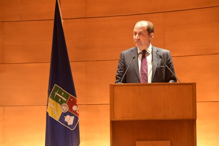 Ricardo Riesco presentó la última edición de “El Juicio Arbitral”, reconocido libro que da cuenta del legado de Patricio Aylwin