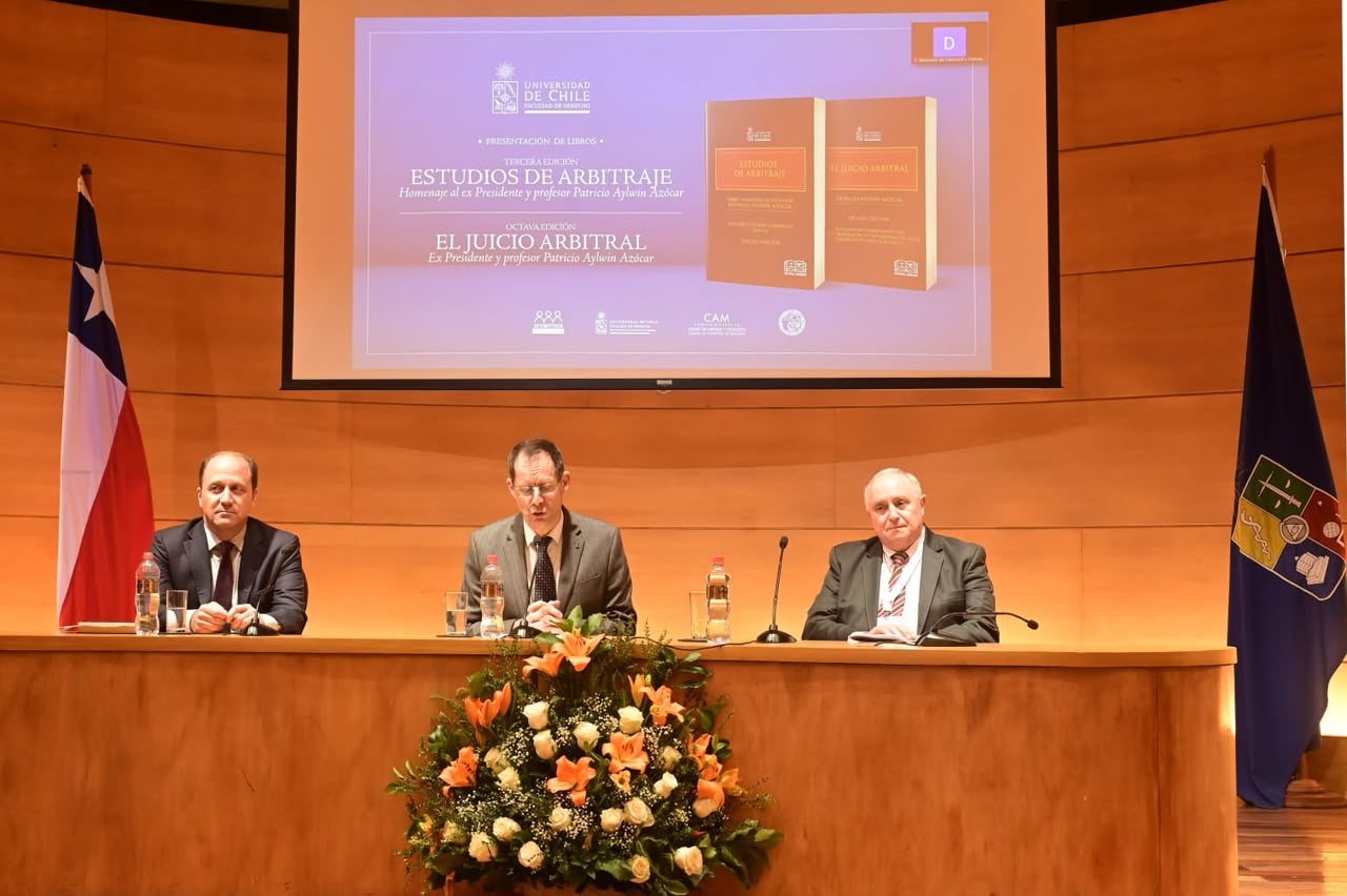 Ricardo Riesco presentó la última edición de “El Juicio Arbitral”, reconocido libro que da cuenta del legado de Patricio Aylwin