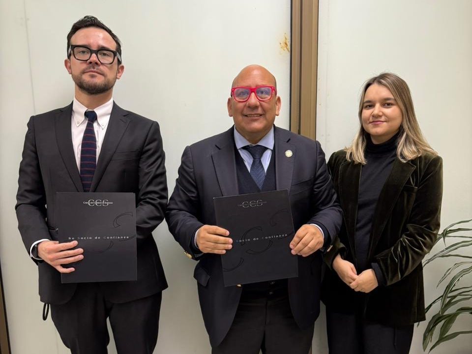 Ccs Se Reunió Con Parlamentarios Para Abordar Impactos De Los Feriados Electorales En El Comercio