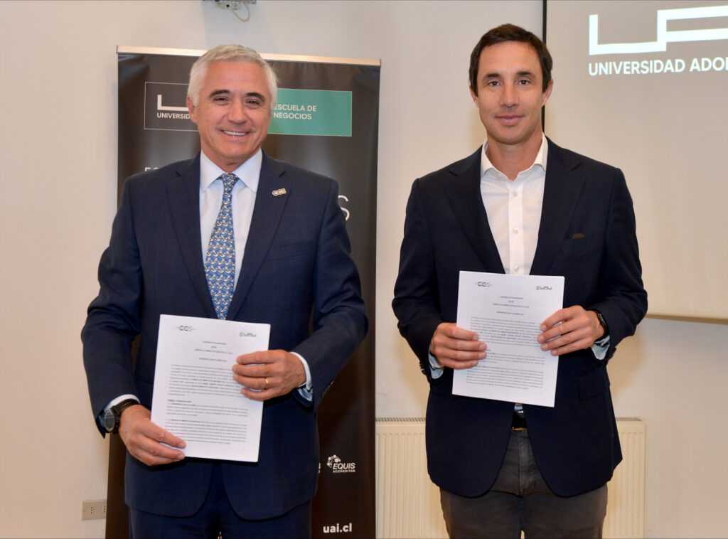 CCS y UAI firman acuerdo para impulsar innovación y resolve...