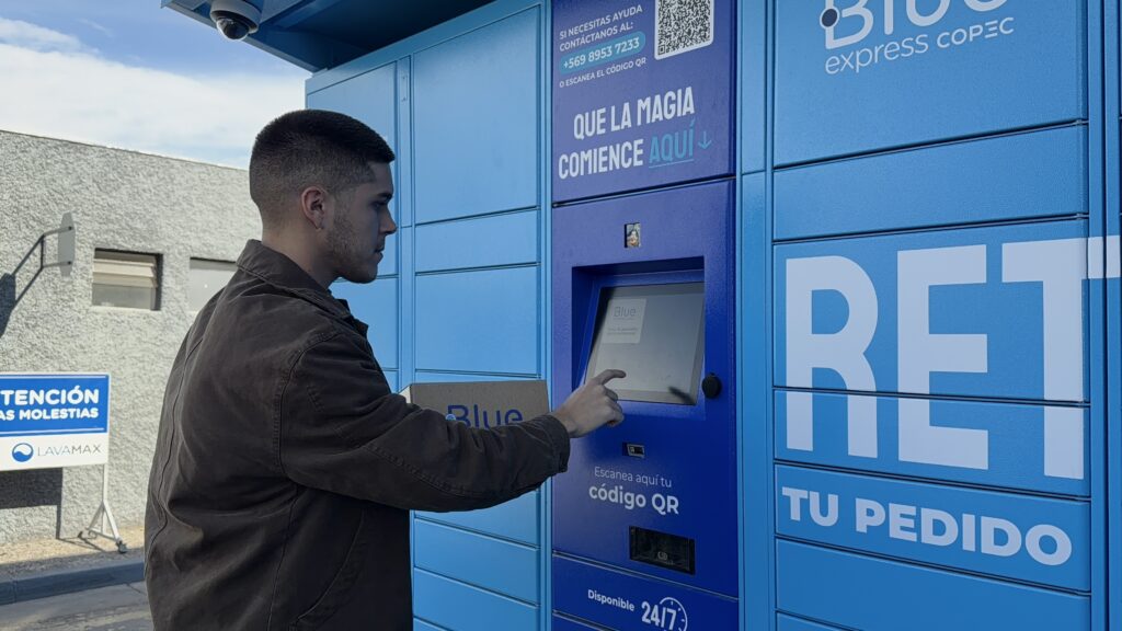 Entregas Fuera de Casa se duplican durante Cyber: Blue Express Copec registra fuerte crecimiento en su red de puntos y lockers
