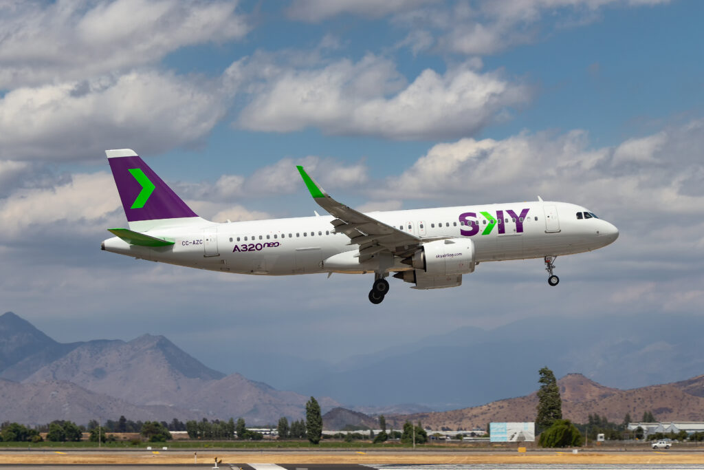 SKY Airline conmemora 25 años de trayectoria en la región con más de 80 millones de pasajeros transportados