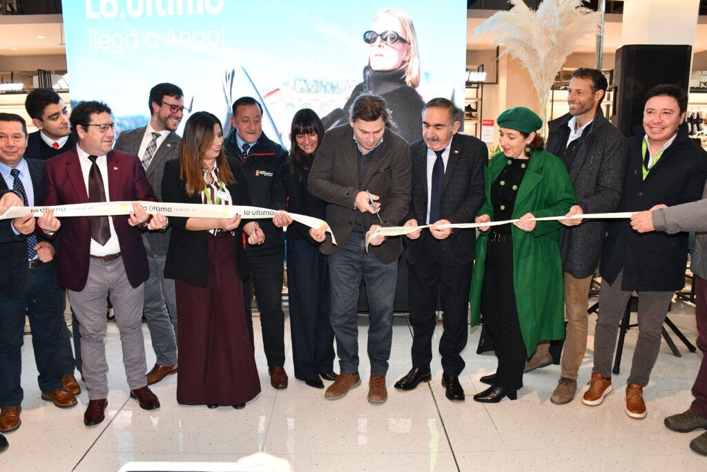 Falabella inaugura oficialmente su primera tienda en Angol y...
