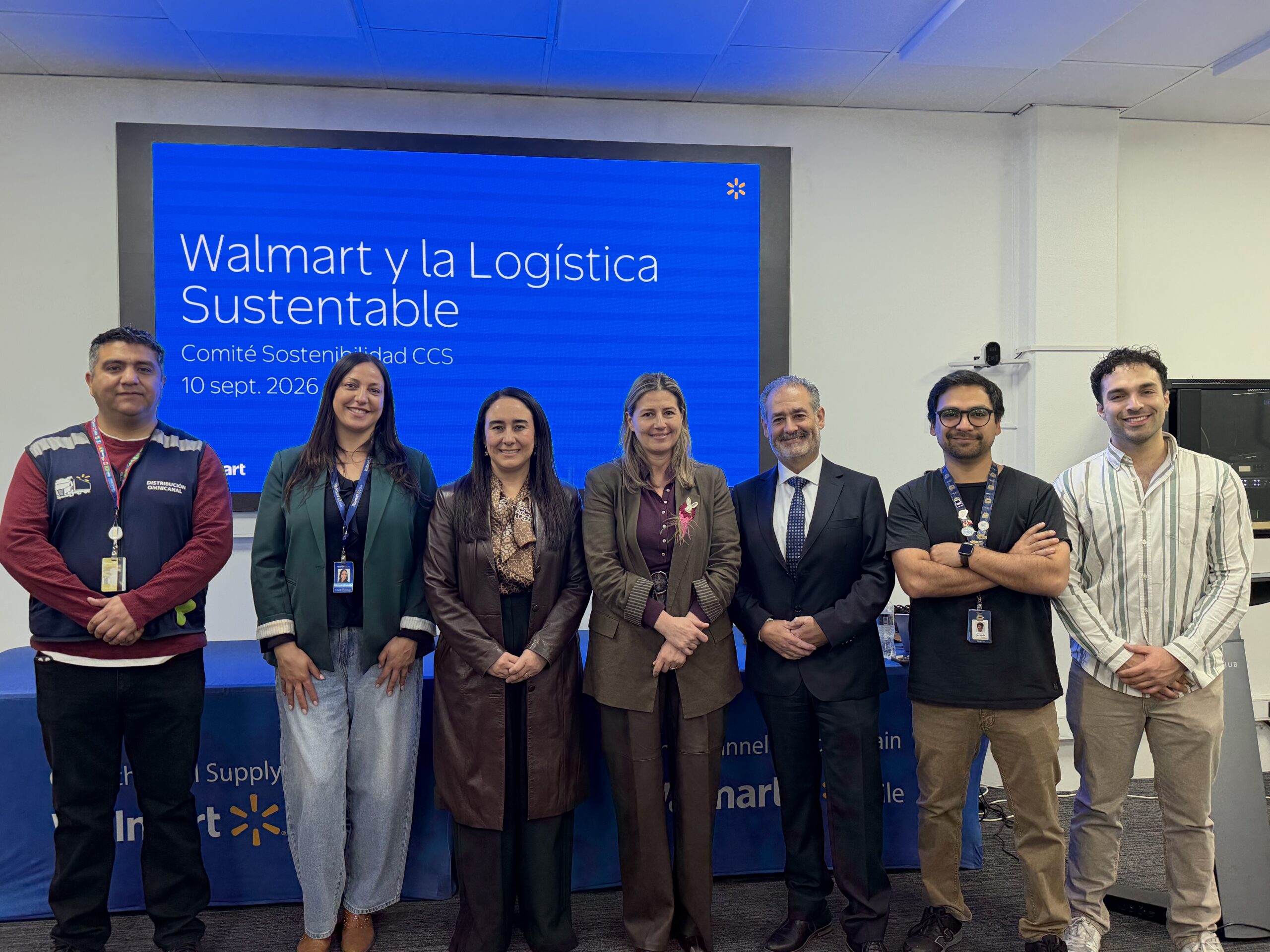 Comité de Sostenibilidad de la CCS inaugura ciclo de visitas técnicas con foco en descarbonización e infraestructura de Hidrógeno Verde en Walmart Chile